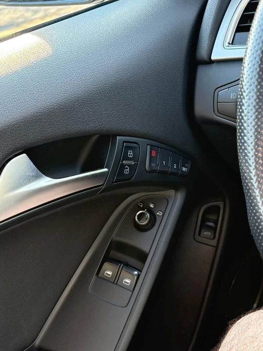 2010 Audi B8 A5 - Image 10 of 18