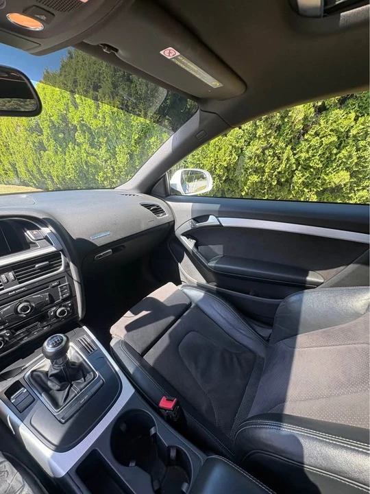 2010 Audi B8 A5 - Image 8 of 11