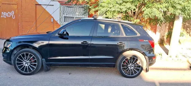2010 Audi A5 2.0T Premium Coupe