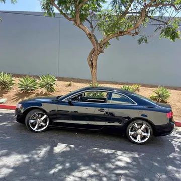 2010 Audi A5 2.0T Premium Coupe