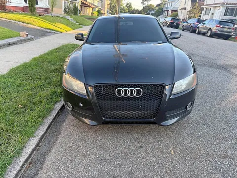 2010 Audi A5 2.0T Premium Coupe