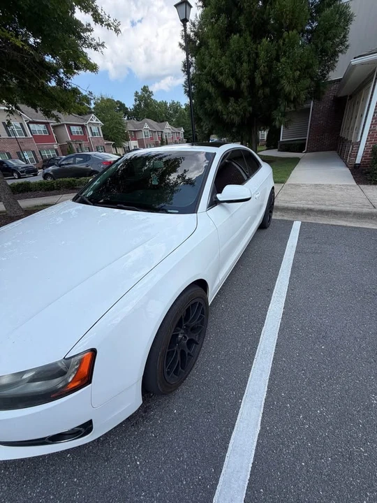 2010 Audi B8 A5 - Image 2 of 5