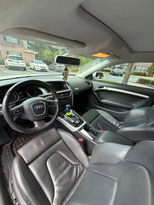 2010 Audi B8 A5 - Image 4 of 5