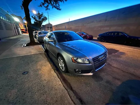 2010 Audi A5 2.0T Premium Coupe