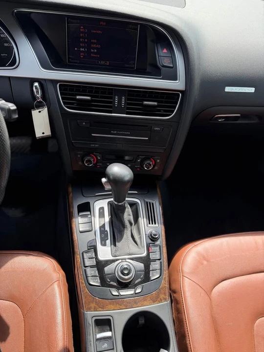 2010 Audi B8 A5 - Image 11 of 16