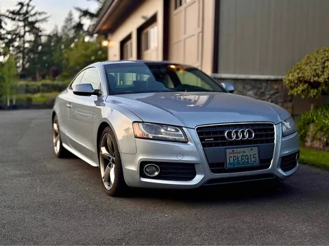 2010 Audi A5 2.0T Premium Plus Coupe
