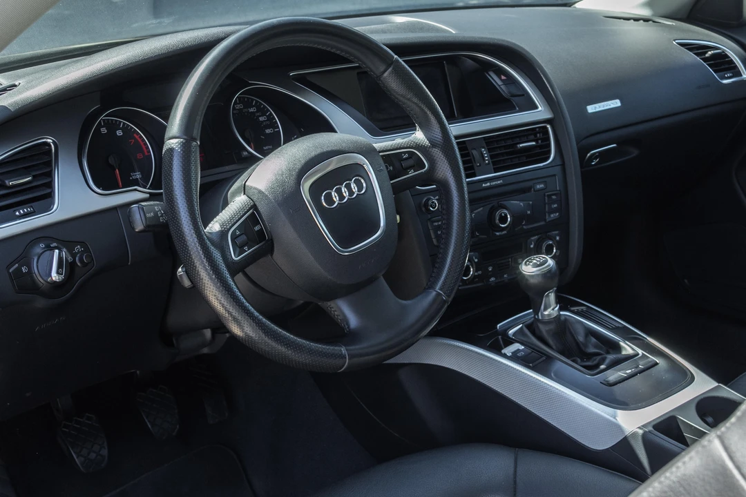 2010 Audi B8 A5 - Image 28 of 31