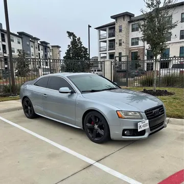 2010 Audi A5 2.0T Quattro Premium Coupe
