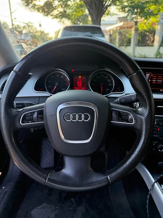 2010 Audi B8 A5 - Image 5 of 6