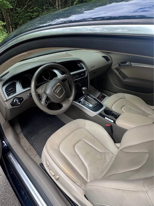 2010 Audi B8 A5 - Image 8 of 10