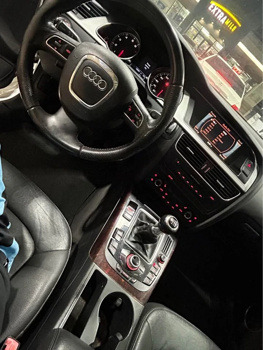 2010 Audi B8 A5 - Image 7 of 8