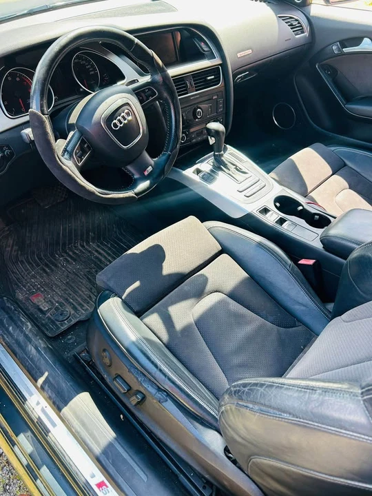2010 Audi B8 A5 - Image 8 of 9