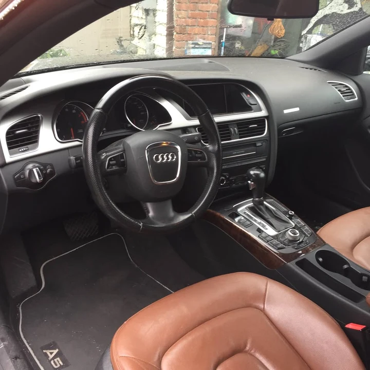 2010 Audi B8 A5 - Image 2 of 4