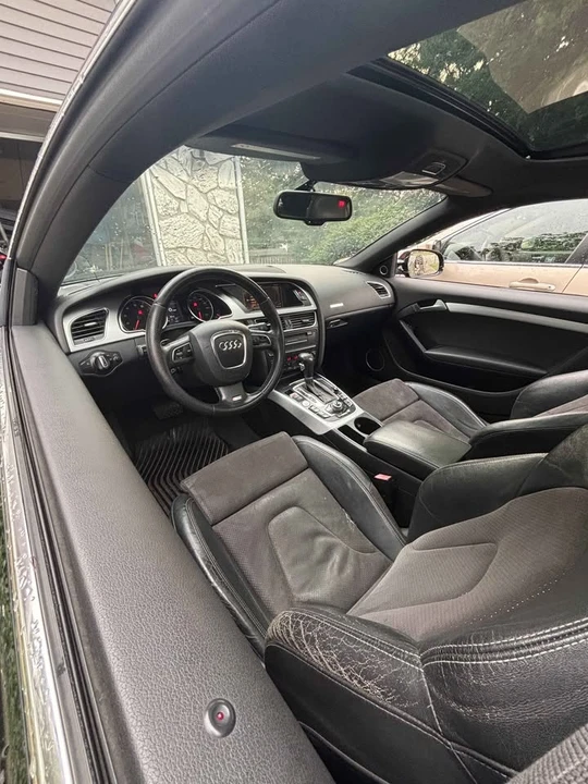 2010 Audi B8 A5 - Image 10 of 11