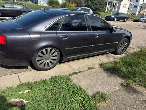 2010 Audi A8 L 4.2 Quattro Sedan 4D
