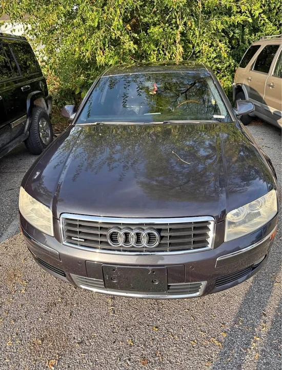 2010 Audi D4 A8 - Image 5 of 5