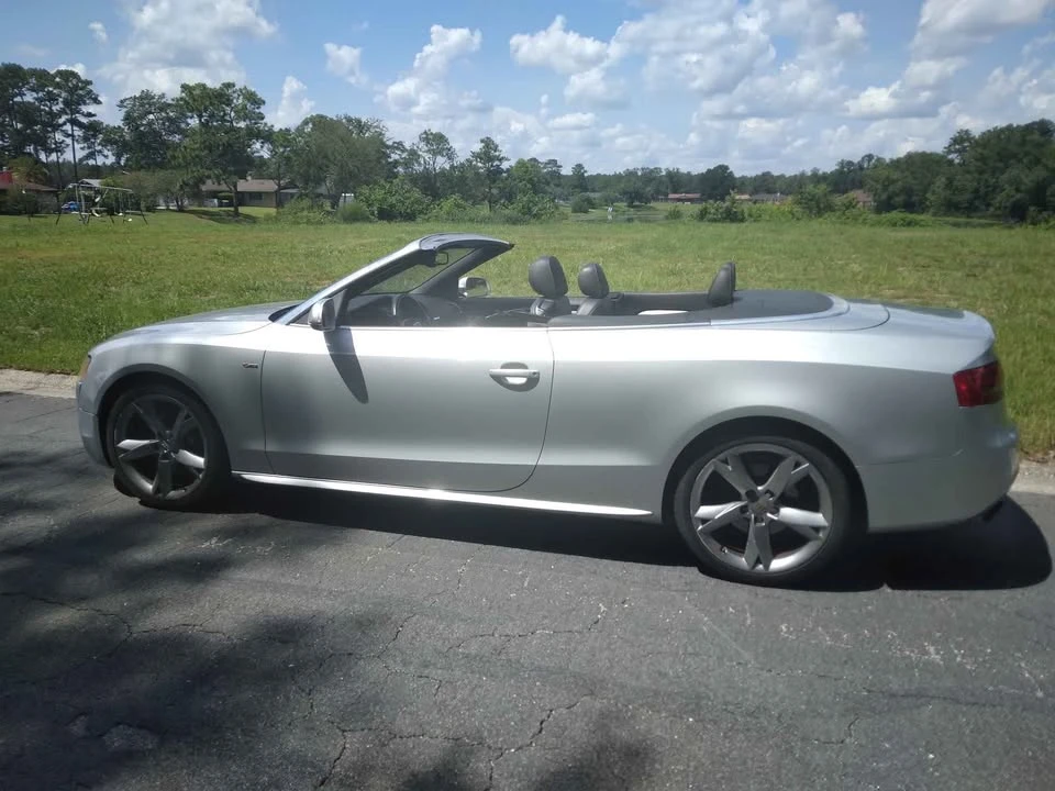 2010 Audi Coupe & Cabriolet - Image 11 of 16