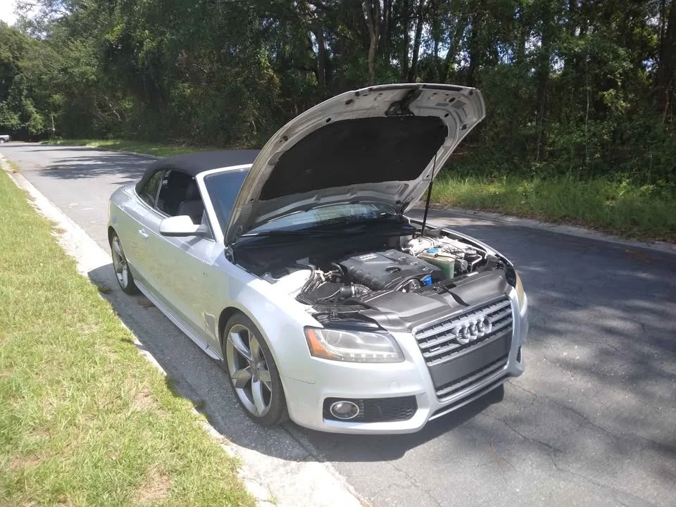 2010 Audi Coupe & Cabriolet - Image 12 of 16