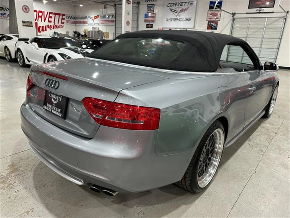 2010 Audi Coupe & Cabriolet - Image 6 of 10