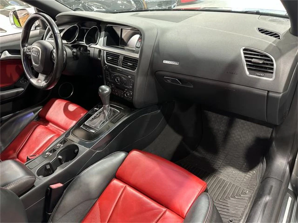 2010 Audi Coupe & Cabriolet - Image 10 of 10