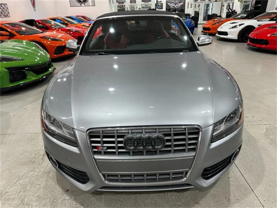 2010 Audi Coupe & Cabriolet - Image 7 of 10