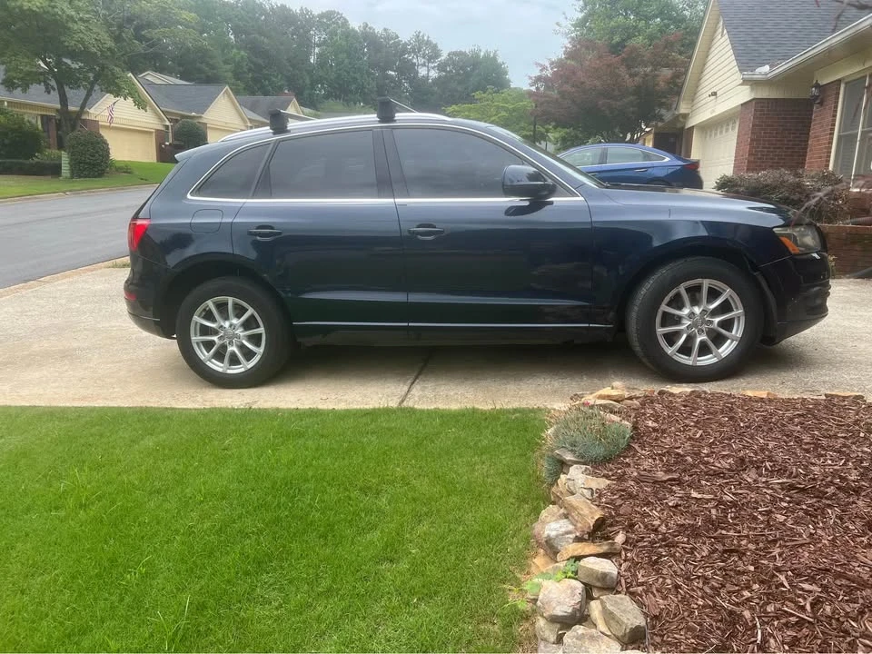 2010 Audi 8R Q5 - Image 2 of 10
