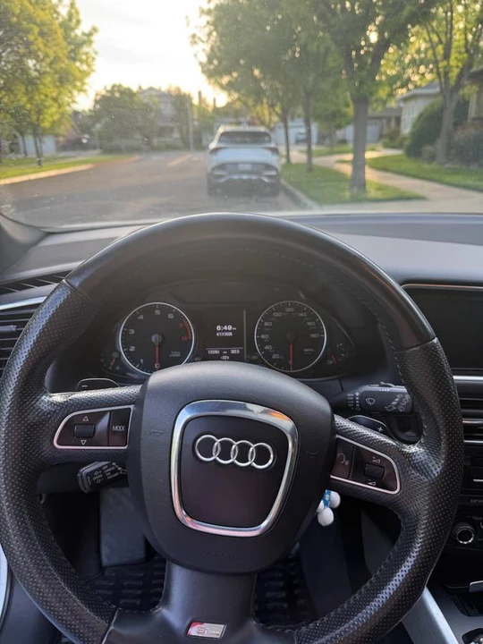 2010 Audi 8R Q5 - Image 8 of 9