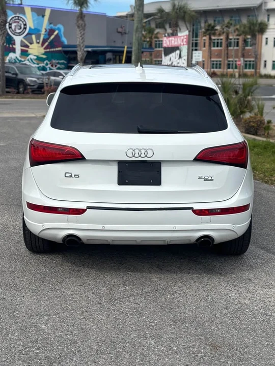 2010 Audi 8R Q5 - Image 3 of 11