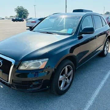 2010 Audi Q5 2.0T Premium Plus