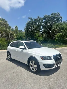 2010 Audi Q5 2.0T Premium Plus Sport Utility 4D