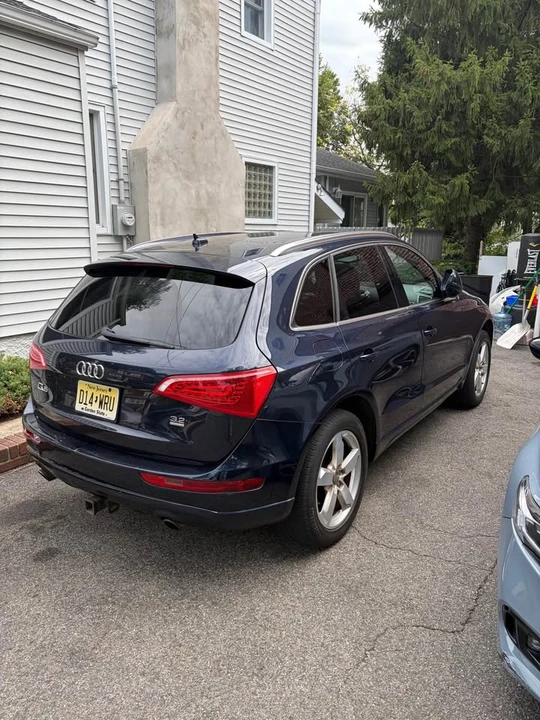 2010 Audi 8R Q5 - Image 4 of 10