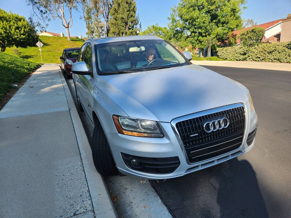 2011 Audi 8R Q5 - Image 3 of 11