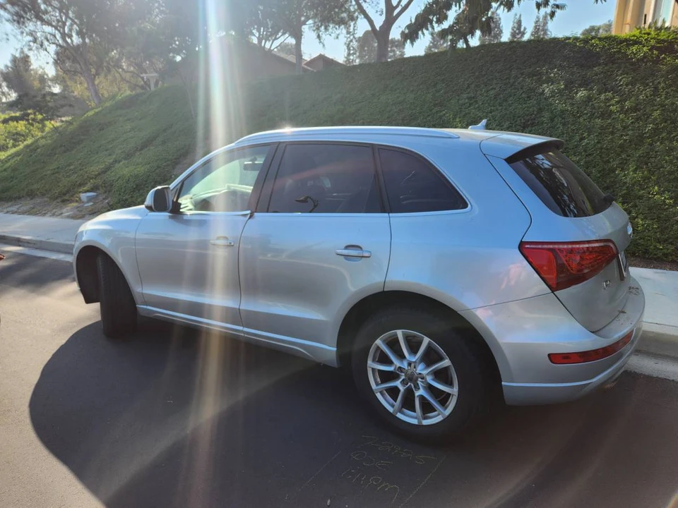 2011 Audi 8R Q5 - Image 8 of 11
