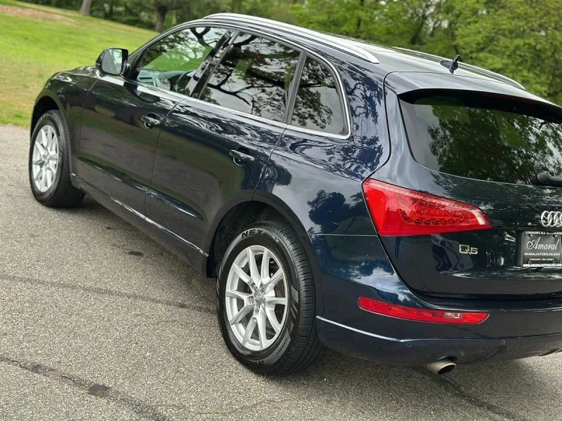 2010 Audi 8R Q5 - Image 11 of 12