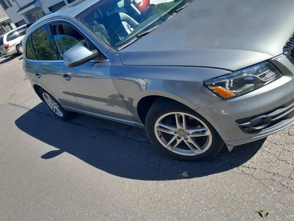 2010 Audi 8R Q5 - Image 2 of 8