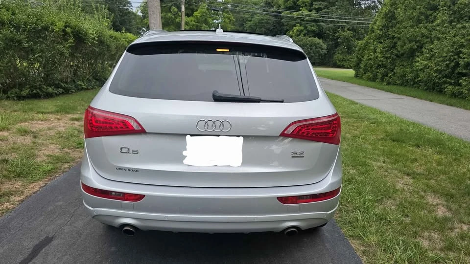 2010 Audi 8R Q5 - Image 5 of 12