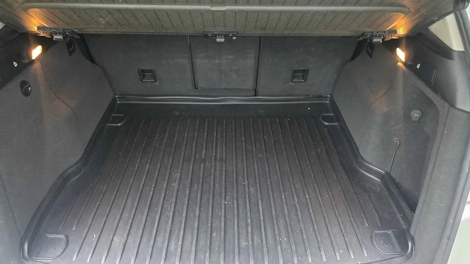 2010 Audi 8R Q5 - Image 10 of 12
