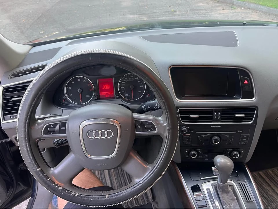 2010 Audi 8R Q5 - Image 10 of 12