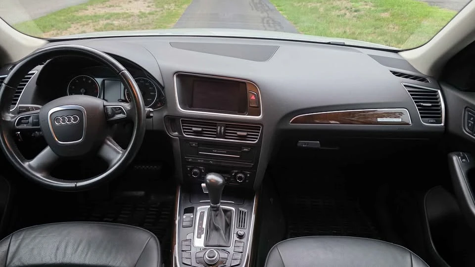 2010 Audi 8R Q5 - Image 7 of 12