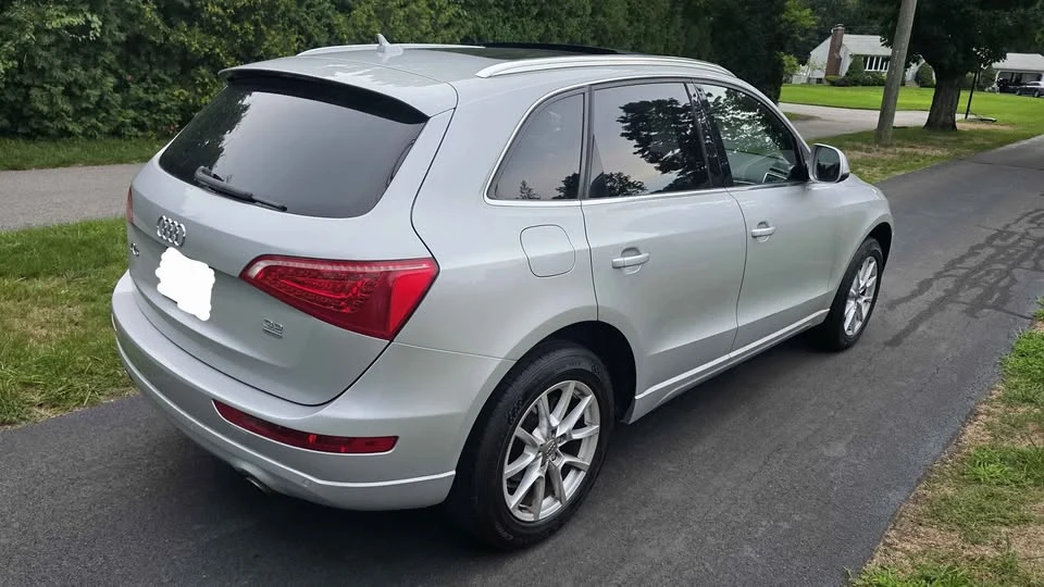 2010 Audi 8R Q5 - Image 3 of 12