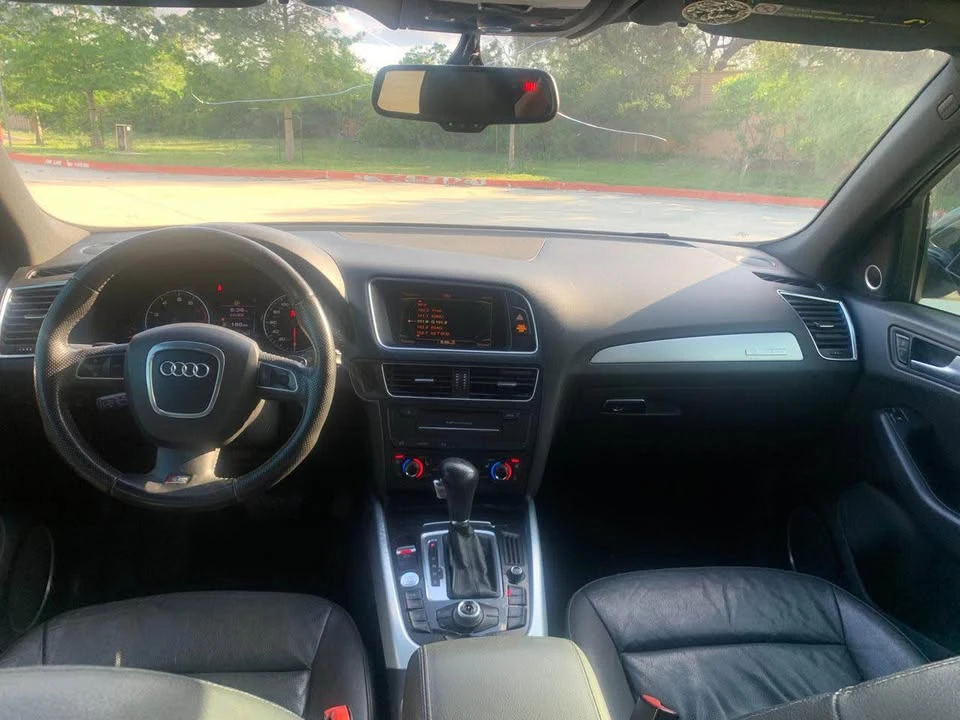 2010 Audi 8R Q5 - Image 8 of 11