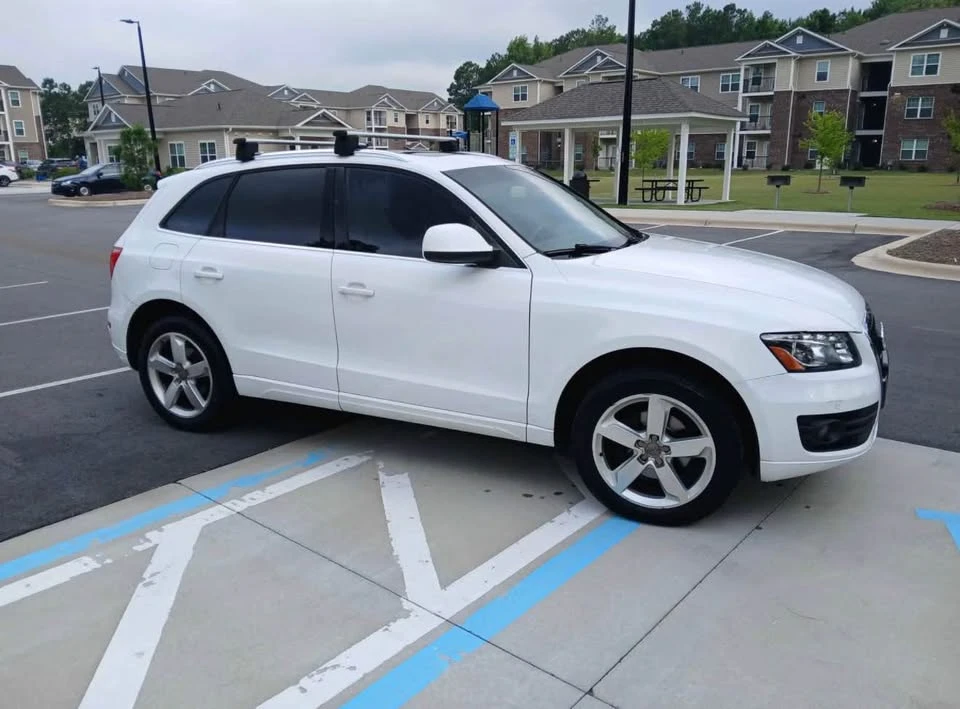 2010 Audi 8R Q5 - Image 3 of 3
