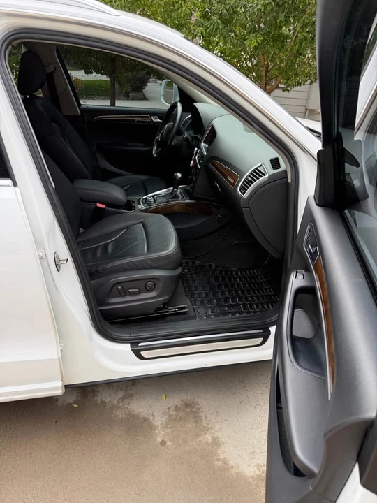 2010 Audi 8R Q5 - Image 17 of 20