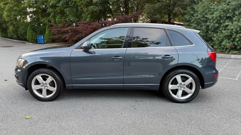2010 Audi 8R Q5 - Image 9 of 12
