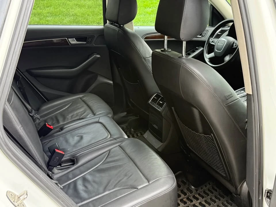 2010 Audi 8R Q5 - Image 14 of 16