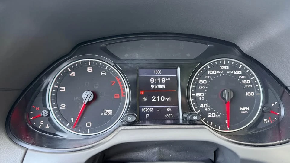 2010 Audi 8R Q5 - Image 5 of 12