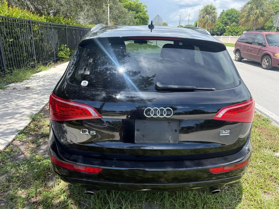 2010 Audi 8R Q5 - Image 4 of 10