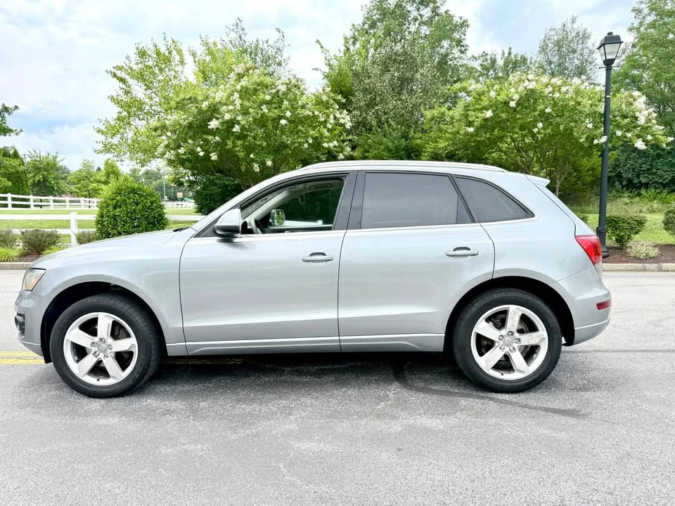 2010 Audi 8R Q5 - Image 5 of 16