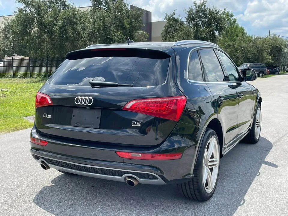 2010 Audi 8R Q5 - Image 2 of 11