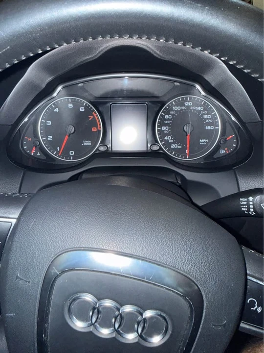 2010 Audi 8R Q5 - Image 13 of 20